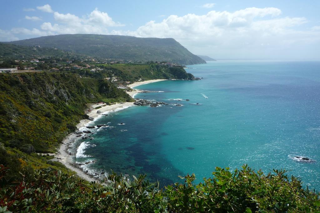 Villa Panthea Capo Vaticano Quarto foto