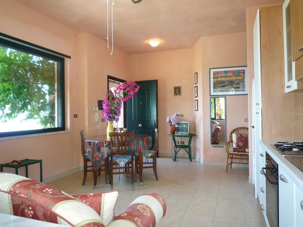 Villa Panthea Capo Vaticano Quarto foto